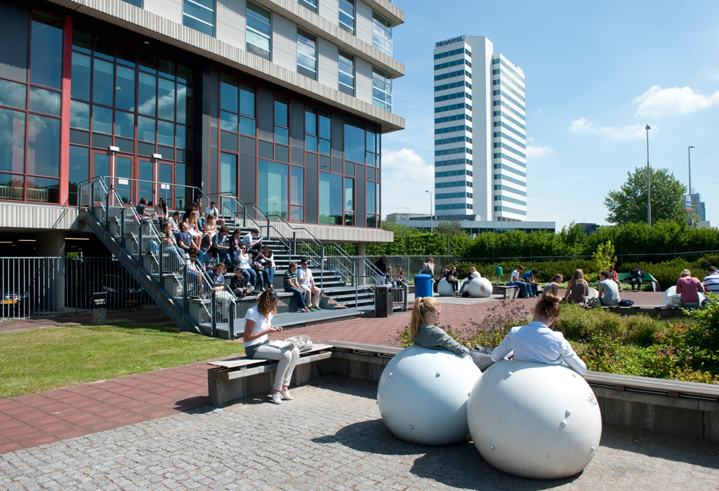 Đại học kinh doanh Rotterdam